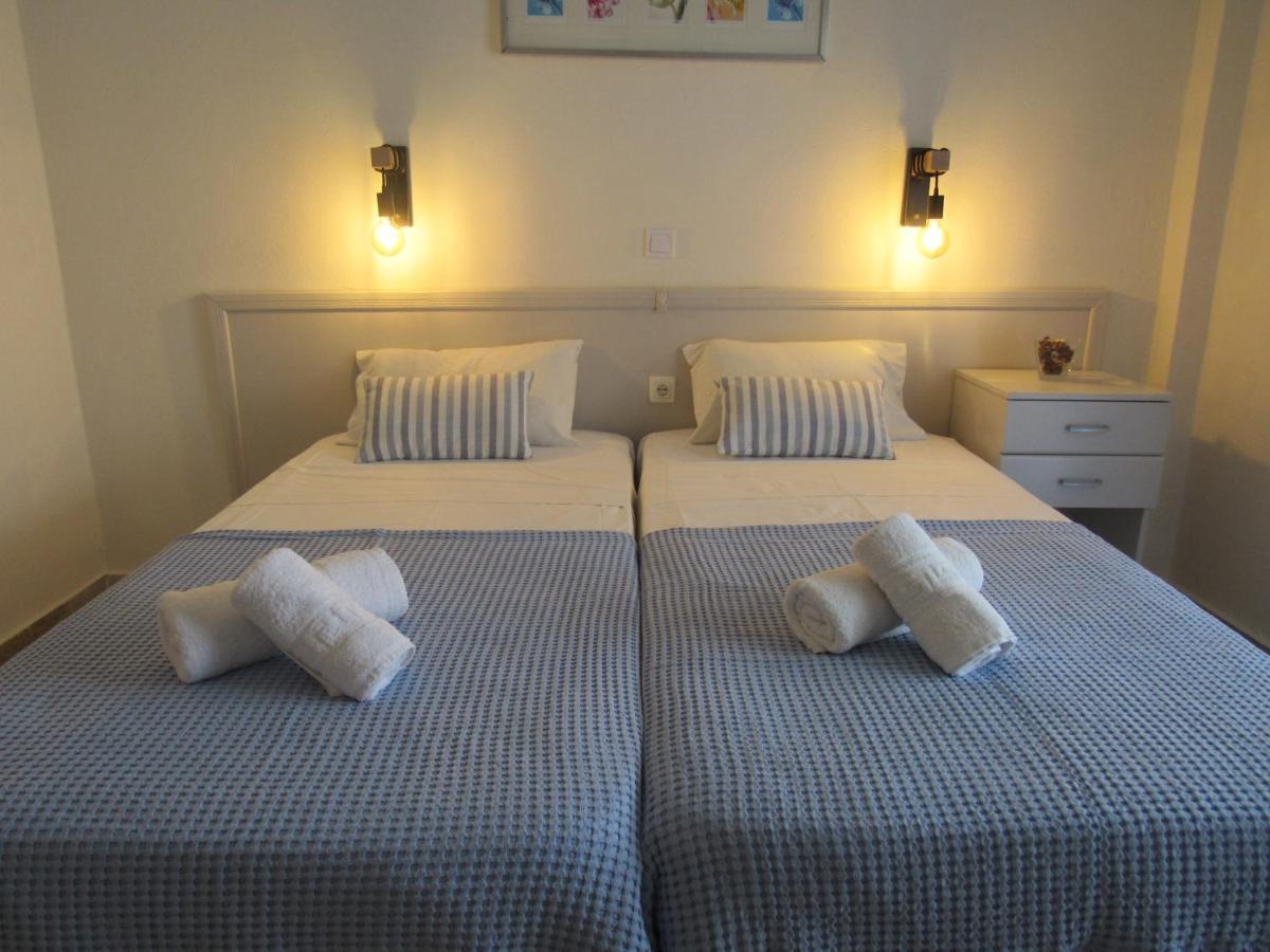 Biscoutsis Apartments & Studios กาวอส ภายนอก รูปภาพ